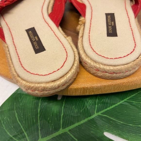 Louis Vuitton red Patent Leather Floral Stars Espadrille Thongs - Picture 8 of 8